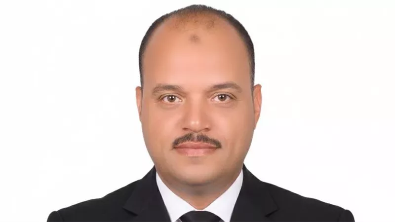 محمد نعمة كجك يؤدي اليمين الدستورية نائبا لمحافظ الوادي الجديد