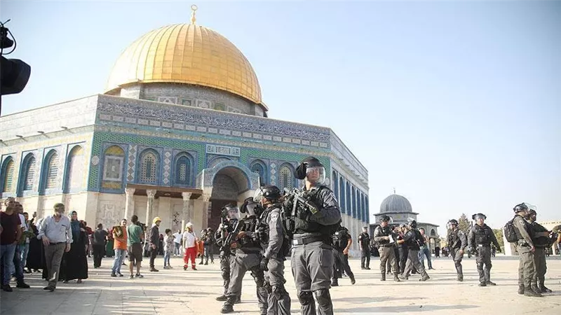 الأقصى في أول أيام رمضان بين اقتحامات المستوطنين وتقييد دخول المصلين |فيديو 