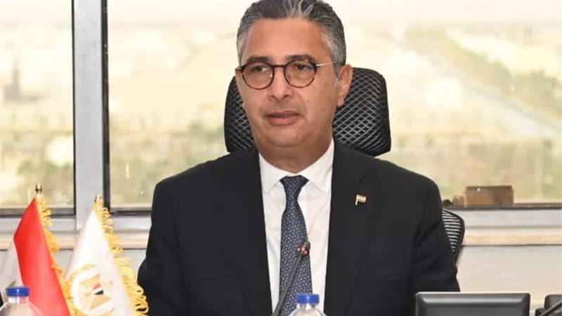 التموين تقرر صرف المنحة الإضافية للأسر الأولى بالرعاية.. غدا لمدة شهرين