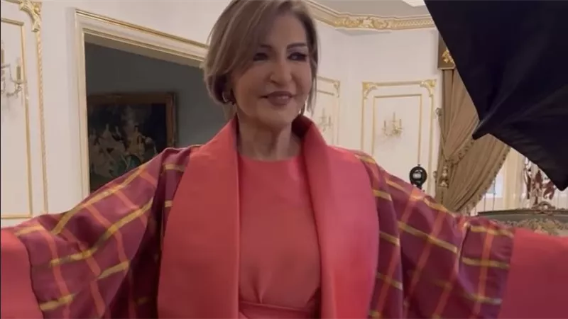 الفنانة ليلى عز العرب تحضر لجلسة تصوير جديدة لرمضان 2026