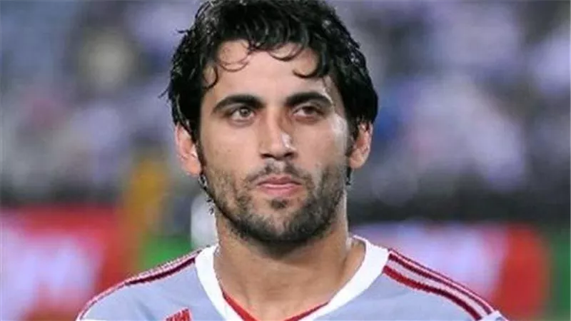 الموت يفجع محمود فتح الله لاعب الزمالك السابق       