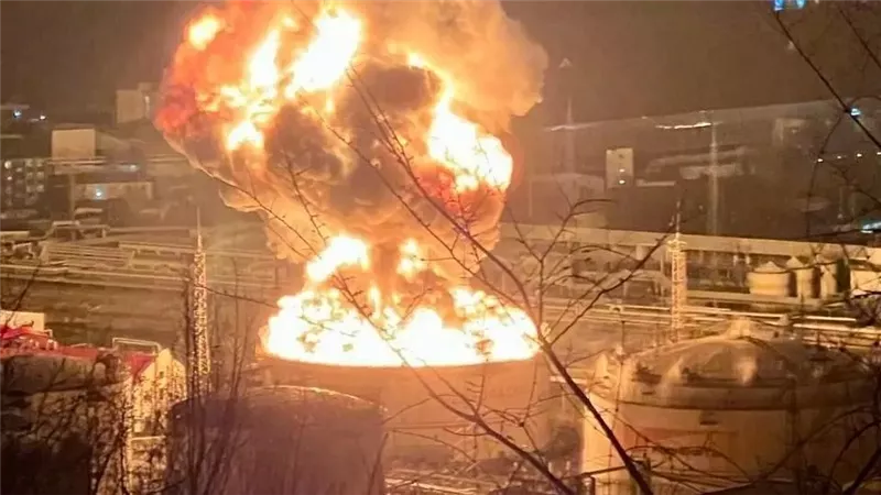 الجيش الأوكراني يعلن قصف مصفاة نفط روسية في منطقة كراسنودار