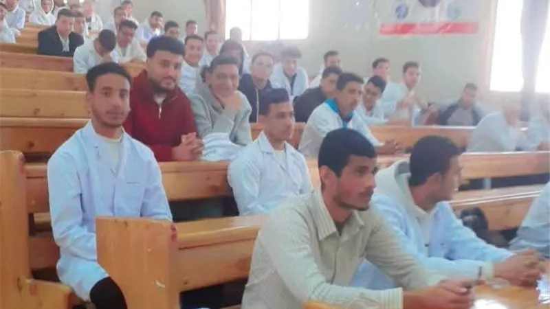 احتفالية توعوية بمناسبة اليوم العالمي للسرطان بتمريض بنى سويف 
