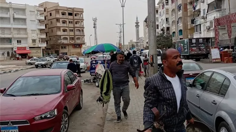حي عتاقة يشن حملات ميدانية لرفع الاشغالات ومتابعة المرافق بشوارع ومناطق الحي