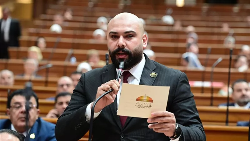 إبراهيم الديب: لا تهاون مع المقصرين في مشروعات الصرف الصحي بالمحلة الكبرى