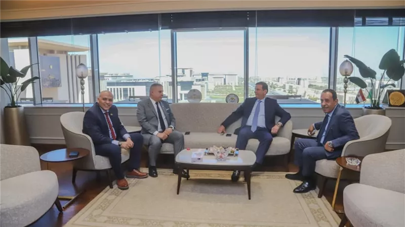 علاء فاروق يستقبل لجنة الزراعة والري بمجلس الشيوخ لتعزيز التعاون المشترك
