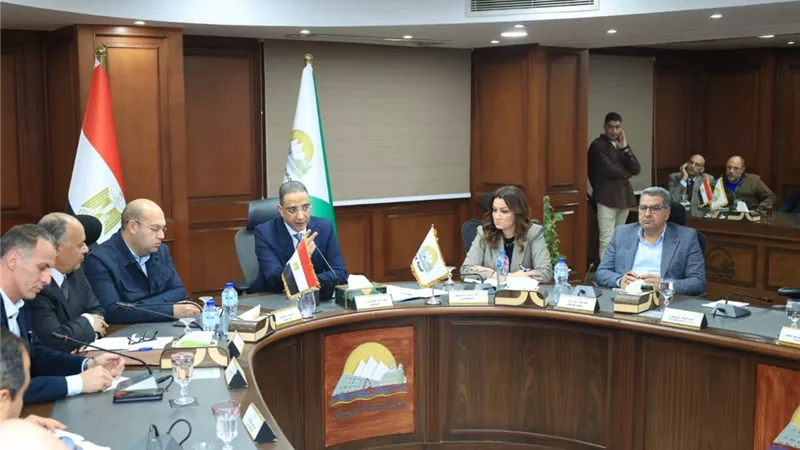 الأنصاري يشدد علي المتابعة الدورية لمعارض «أهلاً رمضان» والأسواق العامة