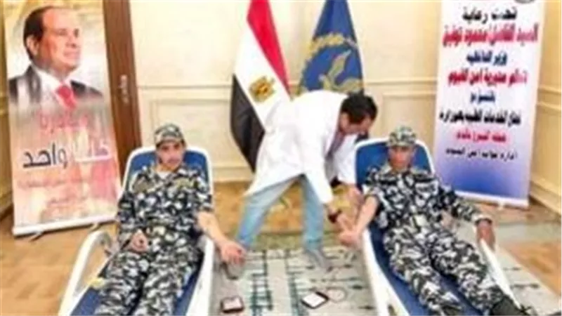  بمشاركة رجال الشرطة.. مديرية أمن الفيوم تنظم حملة للتبرع بالدم