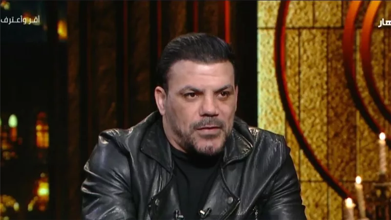 عمرو زكي: رفضت الانتقال إلى الأهلي.. وممدوح عباس قالي هبطلك كورة