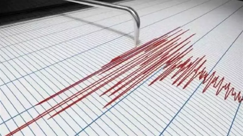 زلزال بقوة 5.7 ريختر يضرب منطقة هندو كوش في أفغانستان