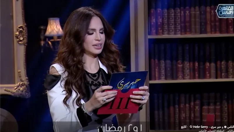 «جالي تهديدات من الإخوان».. النجمة آمال ماهر تكشف أسرار لأول مرة بـ «حبر سري»