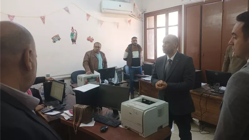 وزير العمل يتفقد مديرية عمل القاهرة والمركز القومي للسلامة والصحة المهنية 