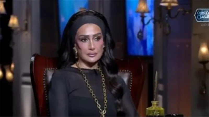 غادة عبدالرازق تعتذر لسمية الخشاب: أنا أسفة جدا وكنت بتكلم بعفوية