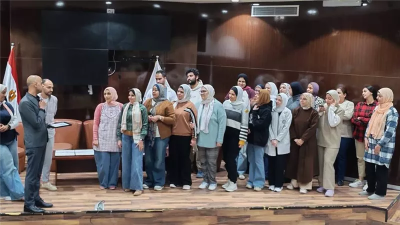 تكريم سفراء التميز بإدارة الصيدلة بمجمع الإسماعيلية الطبي 