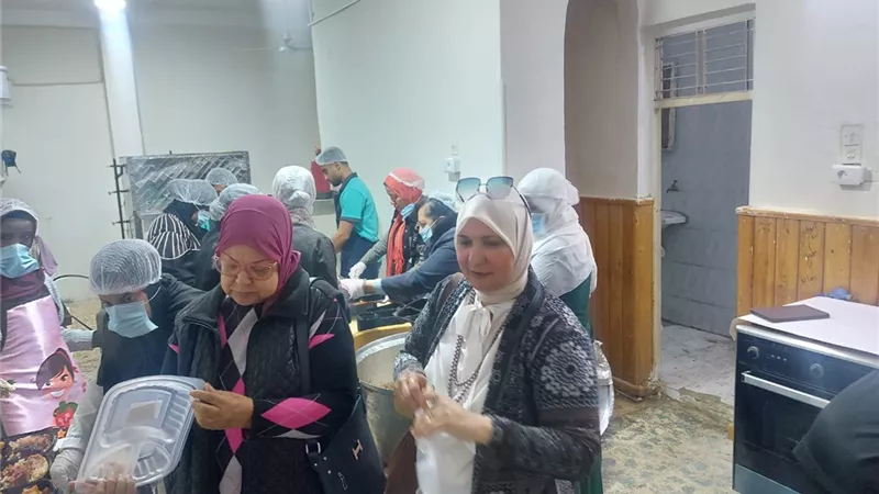 قومى المرأة بسوهاج يطلق مبادرة مطبخ المصرية للأسر الأكثر احتياجًا