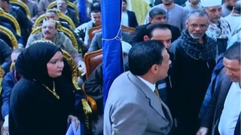 أول قاضية عرفية في الصعيد: المرأة المصرية بـ100 راجل وقادرة على تحمل المسؤولية