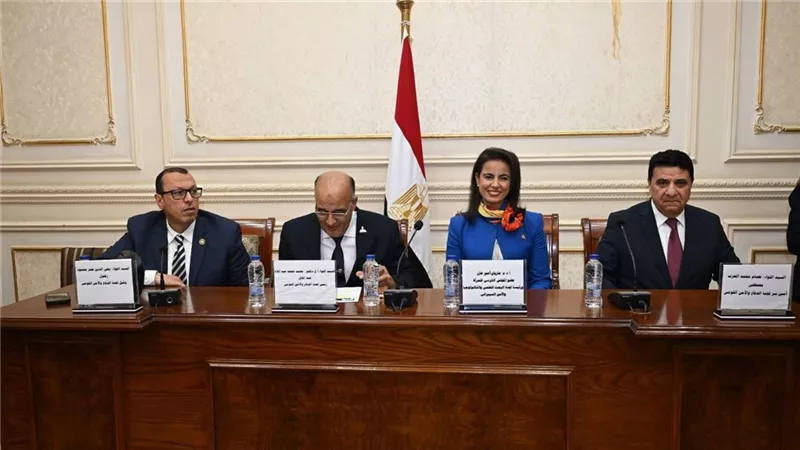 القومي للمرأة يشارك في اجتماع لجنة الدفاع والأمن القومي بمجلس الشيوخ 