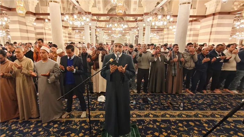  بتلاوات خاشعة.. كبار القراء ونجوم «دولة التلاوة» يحيون ثالث ليالي رمضان