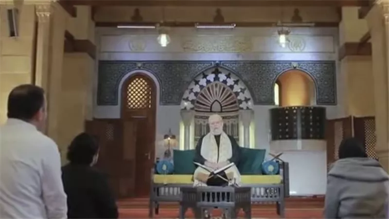 اعرف دينك.. علي جمعة: العبادة ليست طقوسًا فقط بل طاعة ورحمة