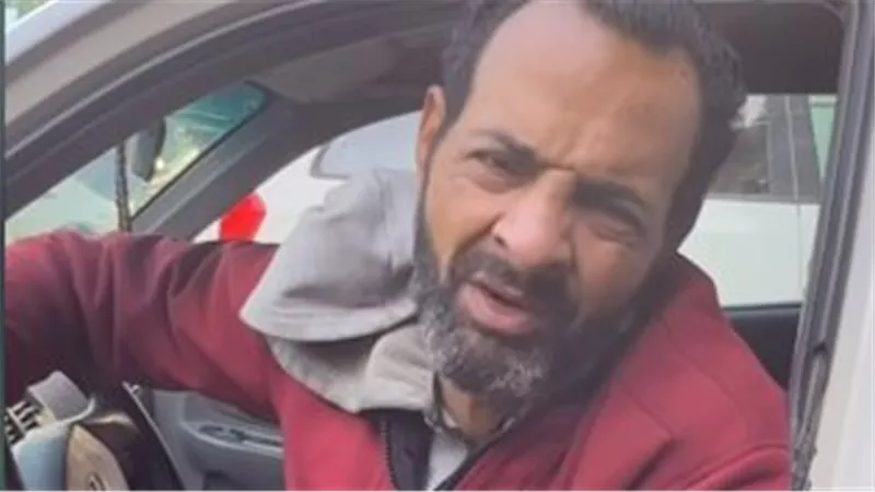 بين تليف الرئة ونومه في الشارع..كيف غيرت «حياة كريمة» حياة سائق تاكسي في لحظة؟