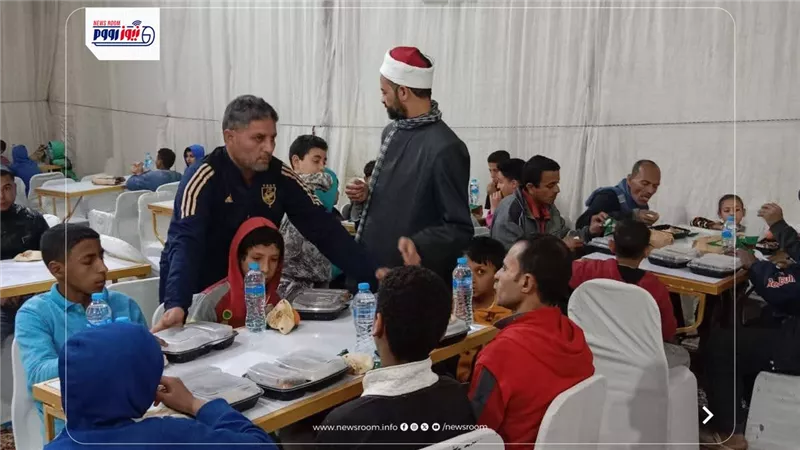 أوقاف الفيوم تقيم خيمة إفطار صائم بالتعاون مع مؤسسة 