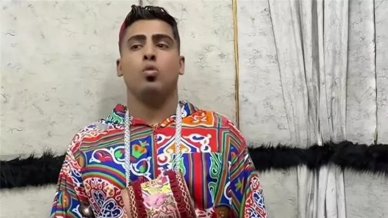 عقب خروجه بكفالة.. كروان مشاكل يحتفل بقدوم شهر رمضان مع جمهوره 