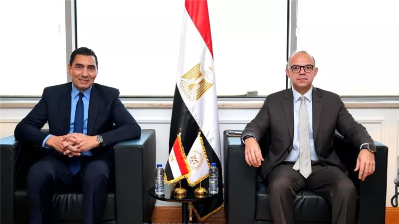 وزيرا الشباب والاستثمار يبحثان تأسيس صندوق لدعم المواهب الرياضية
