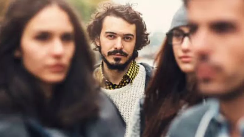 عين المرأة ترى الرجل أجمل بخمسة أضعاف..مفاجأة علمية