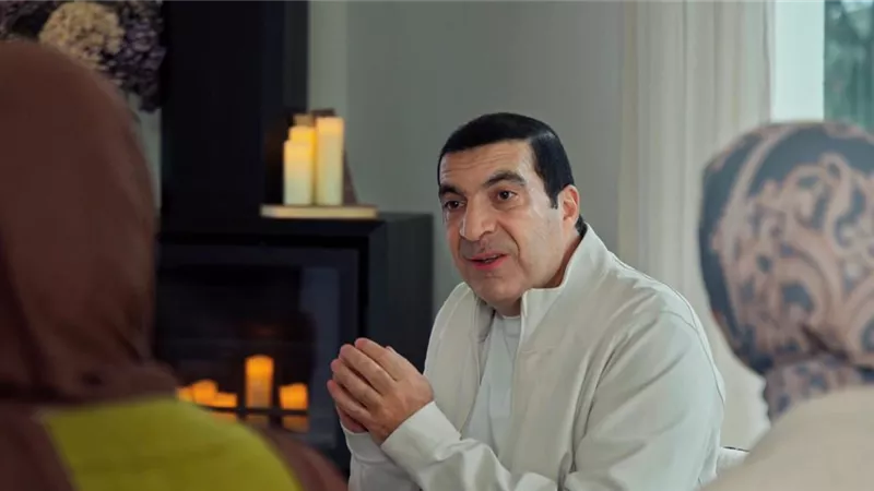 عمرو خالد: 3 وعود قرآنية عظيمة لعلاج الألم وانشراح الصدر