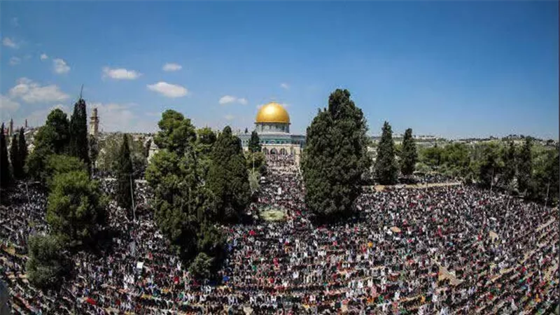 اللجنة الرئاسية العليا لمتابعة شؤون الكنائس في فلسطين تدين تصريحات «هاكابي»