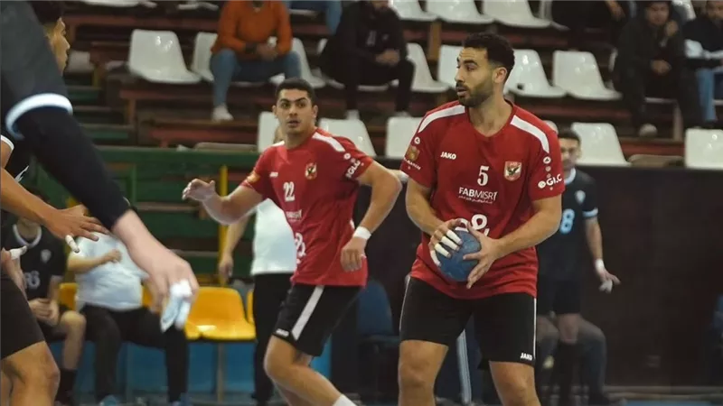 «رجال يد الأهلي» يفوز على طلائع الجيش بنتيجة عريضة في الدوري 