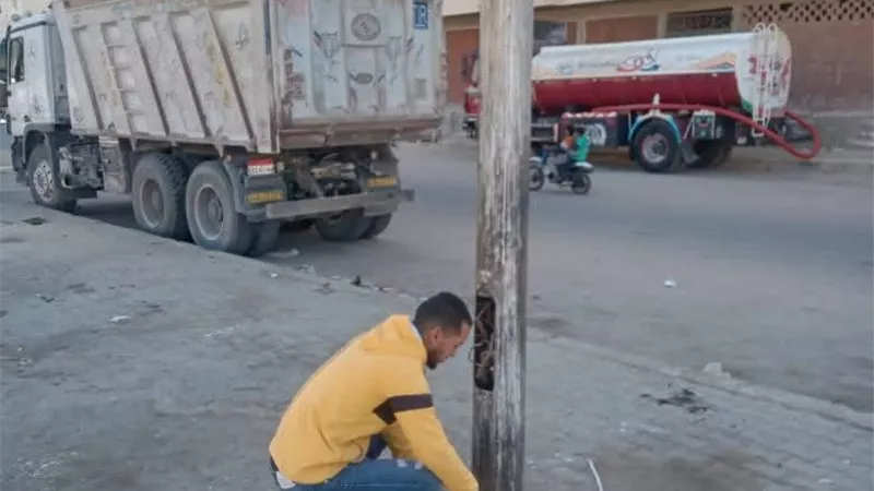 رئيس حي الأربعين بالسويس تقود مرورا ميدانيا لمتابعة المرافق 