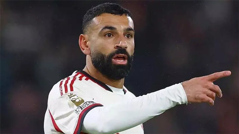 فان دير فارت: رحيل محمد صلاح عن ليفربول أصبح ضروري
