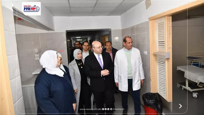 محافظ الفيوم يتفقد المستشفى العام ويوجه بتعديل نوبتجيات الأطباء ببعض الأقسام