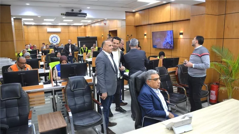 محافظ الدقهلية يتابع النظافة والإشغالات ويوجه بسرعة الاستجابة لشكاوى المواطنين