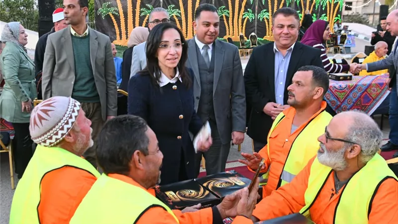 محافظة البحيرة تشارك 1000 عامل نظافة حفل الإفطار الجماعي