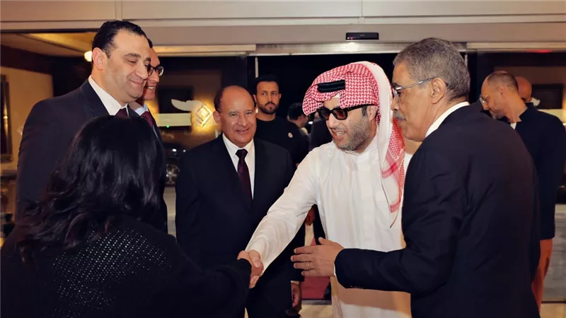 أبعاد سياسية وثقافية وفنية.. تفاصيل زيارة تركي آل الشيخ إلى مصر