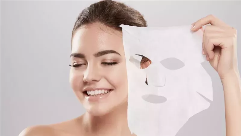 ماسكات ووصفات طبيعية للحصول على بشرة نضرة طوال شهر رمضان 