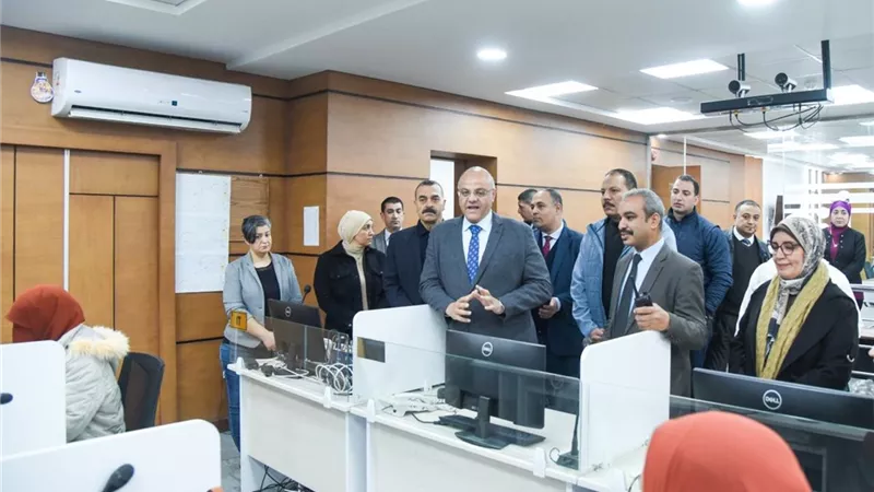 محافظ الإسكندرية يتابع من 