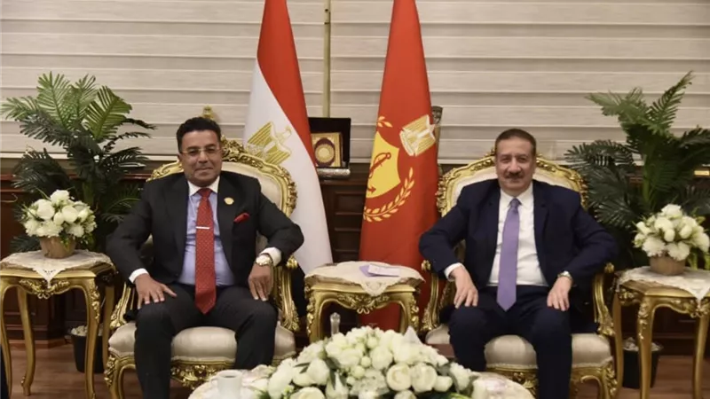 محافظ بورسعيد يستقبل رئيس حزب الوعي والوفد المرافق له