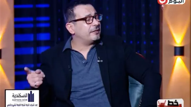 الفن يجب أن يحترم قيم المجتمع| محمد نجاتي ينتقد الفهم الخطأ للتلامس