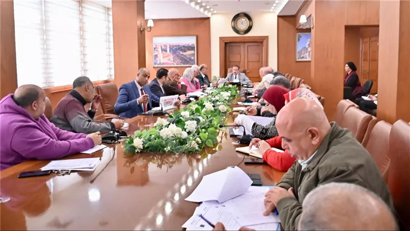 بورسعيد: تكثيف الجهود لتحسين الخدمات العامة والحفاظ على المظهر الحضاري