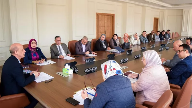 بسبب الطقس .. تعليق الدراسة والامتحانات بكليات بنى سويف الأهلية 