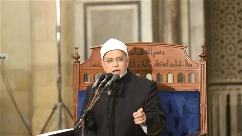 رئيس جامعة الأزهر: التشريع الإسلامي قائم على الرحمة ووحدة الأمة في العبادات