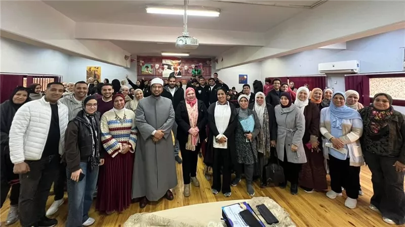 البحوث الإسلامية يشارك في ندوة لطلاب مدارس حول  أخلاقيات شهر رمضان