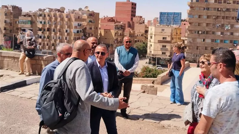 محافظ أسوان: تطوير شامل لمسجد الطابية وإعادة المشهد البصرى للمحيط العمرانى 