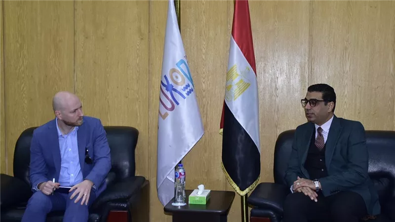 نائب محافظ الأقصر يستقبل وفد السفارة البريطانية لبحث سبل التعاون المشترك