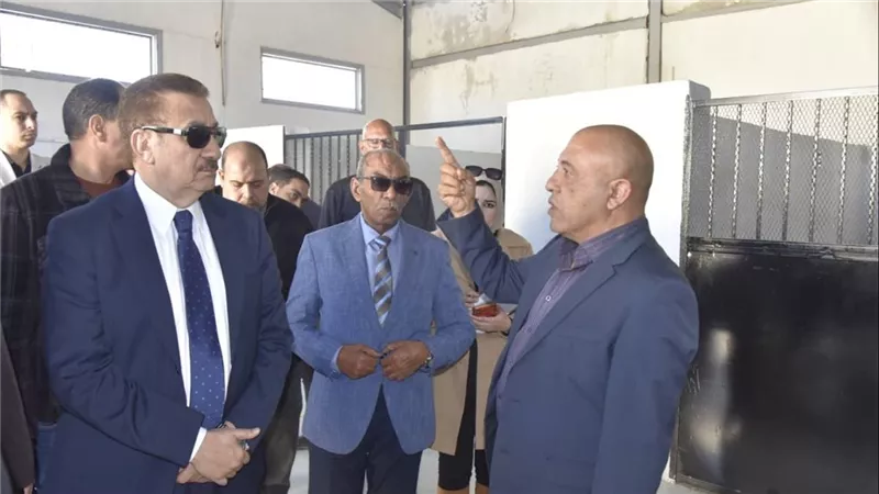 الانتهاء من 95% من الشلتر الأول.. محافظ بورسعيد يتفقد أماكن إيواء الكلاب الحرة