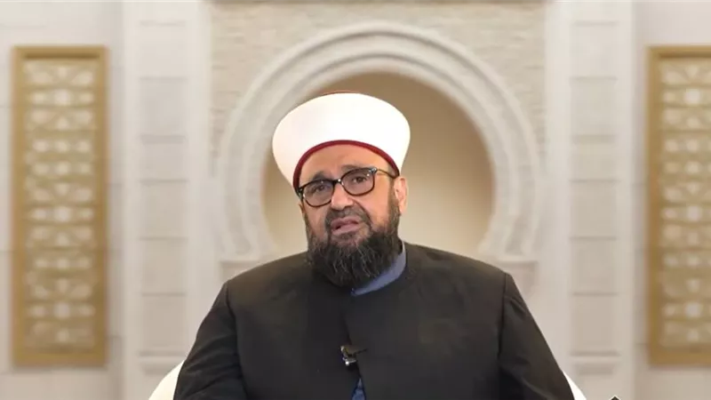 لا تدركه العقول.. أستاذ شريعة: لا تفكروا في ذات الله بل في خلقه