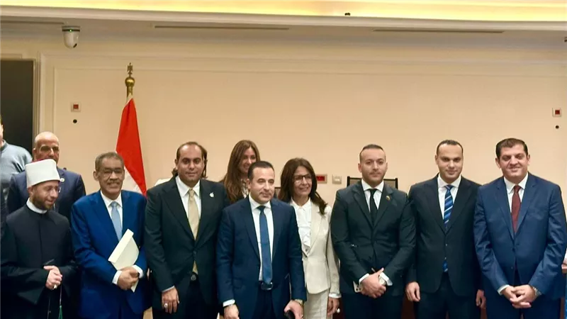 محسن حتة يكشف نتائج جلسات الاستماع حول قانون ضوابط استخدام الأطفال للسوشيال